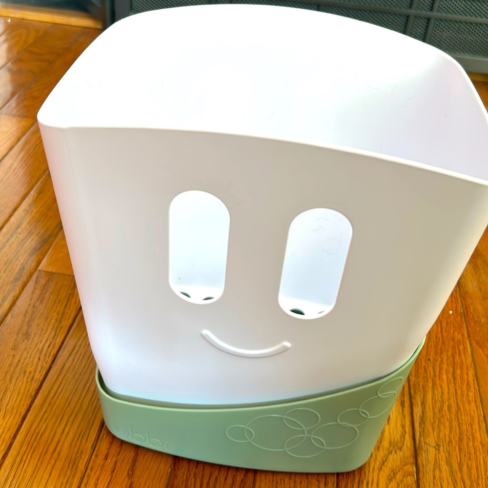 Ubbi Bath Toy Storage and Draining NEW